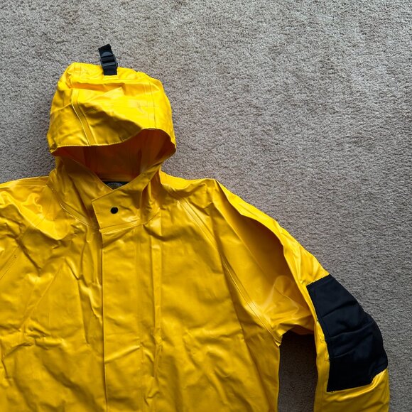 Cabelas Jacket Mens 2XL NWT Alaskan Guide Parka PVC Yellow Button Close - Picture 7 of 11